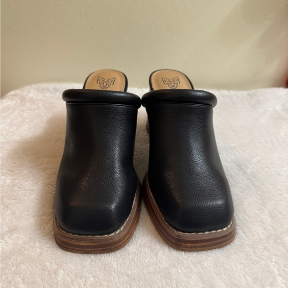 ⭐ Beast Fashion Francesca Mule Shoes – Size 6.5 (New) - Picture 5 of 17